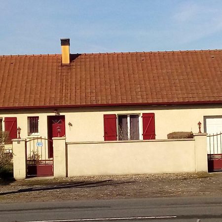 Ferienwohnung Les Vignes D'Ygrande Exterior foto